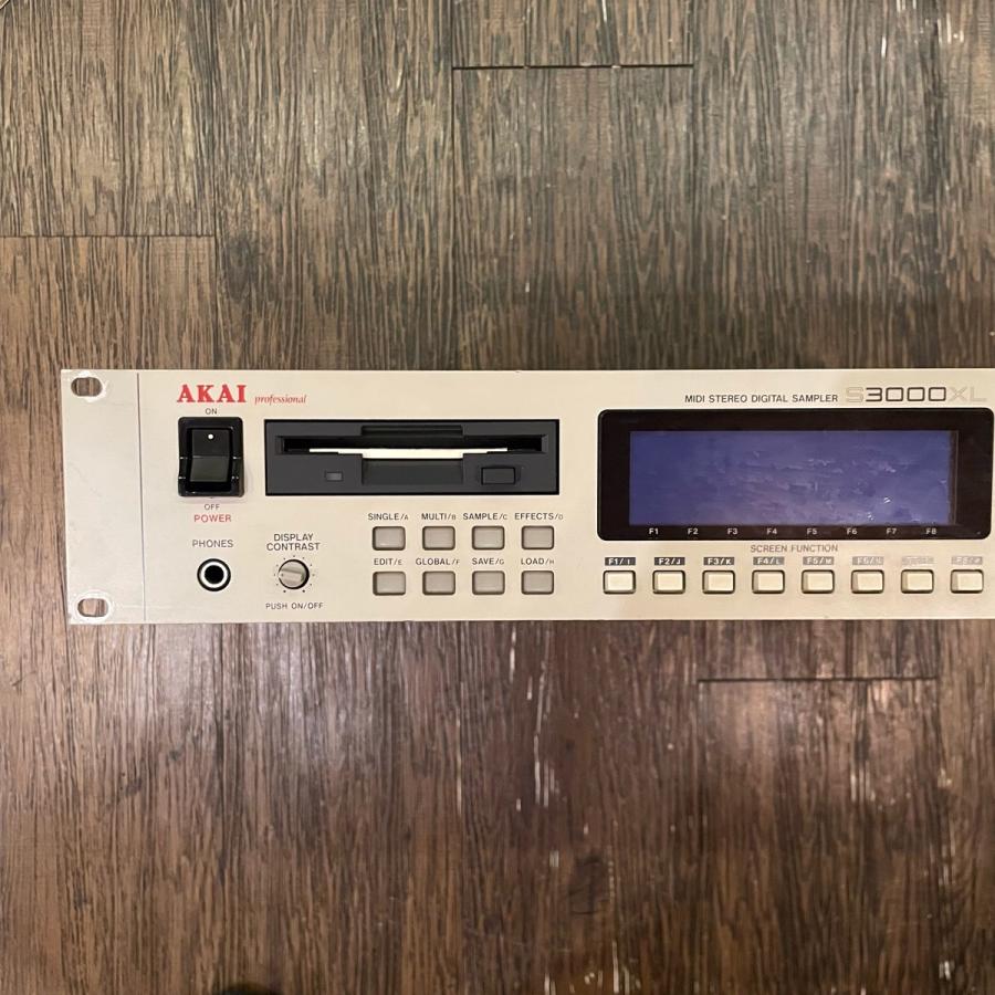 AKAI professional S3000XL Sampler アカイ サンプラー AKAI professional S3000XL Sampler アカイ サンプラー