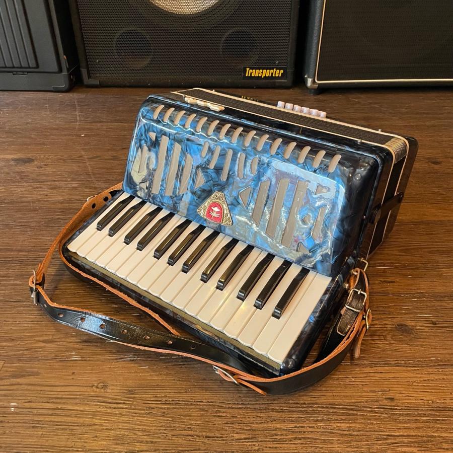 Tombo 30鍵 Accordion トンボ アコーディオン -GrunSound-x906- :x906k221026:GrunSound Yahoo!店 - 通販 - Yahoo!ショッピング Tombo 30鍵 Accordion トンボ アコーディオン -GrunSound-x906- :x906k221026:GrunSound Yahoo!店 - 通販 - Yahoo!ショッピング