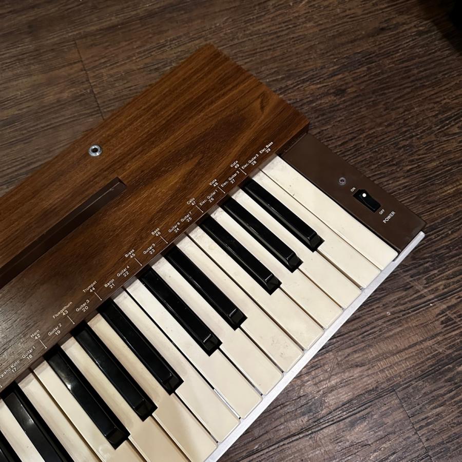 CASIO Casio CT-202 Casiotone Keyboard カシオ シンセサイザー CASIO Casio CT-202 Casiotone Keyboard カシオ シンセサイザー