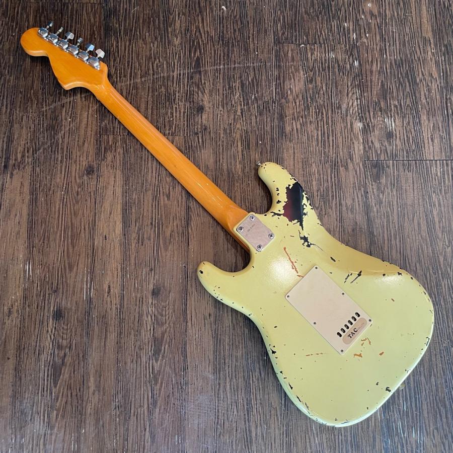 Founder Stratocaster Electric Guitar エレキギター