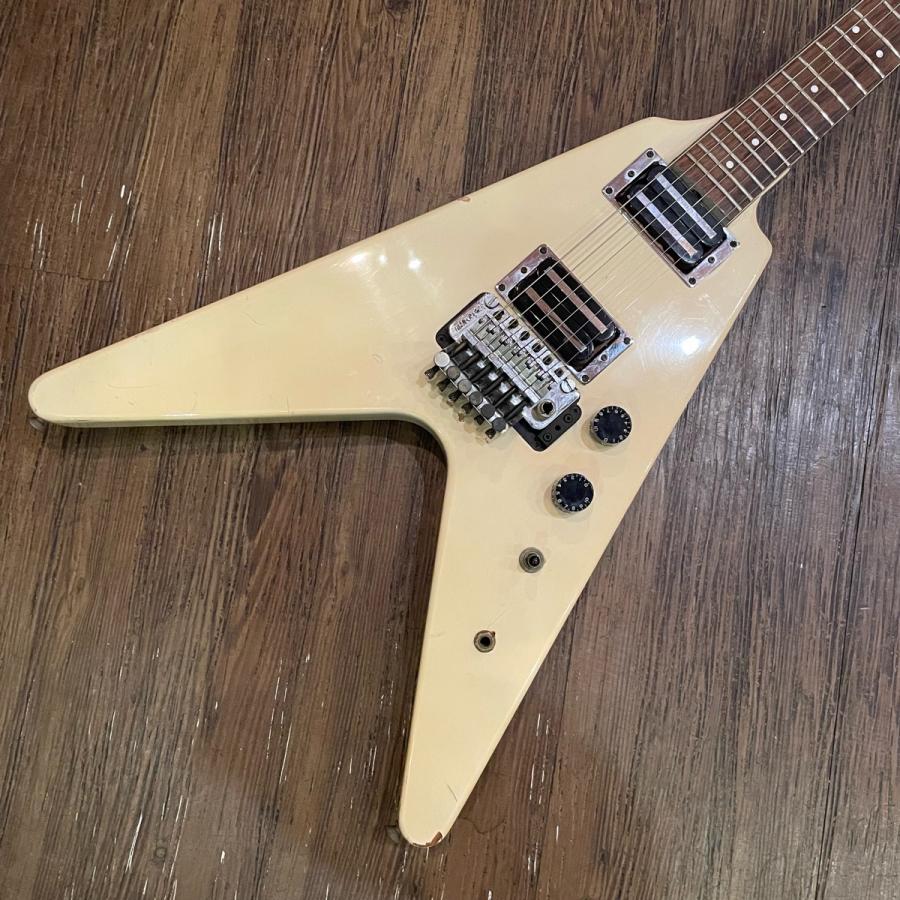 FERNANDES BSV-70 Flying-V タイプ Floyd Rose FERNANDES BSV-70 Flying-V タイプ Floyd Rose Fernandes Bsv-70