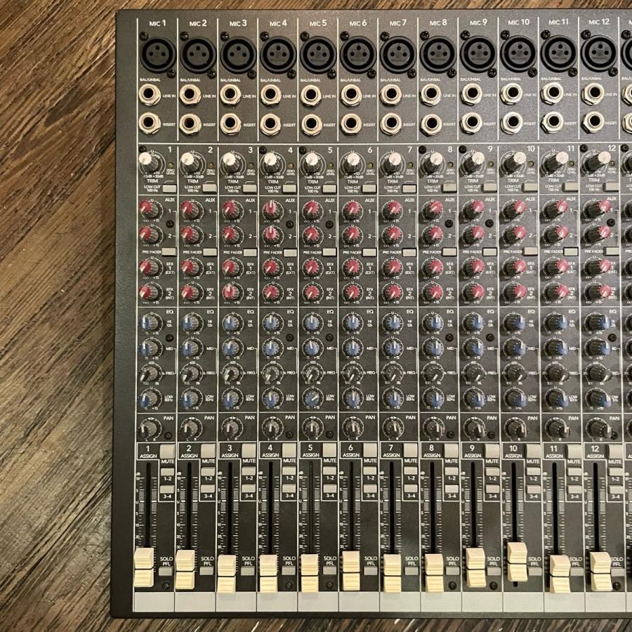 Mackie CFX20 Analog Mixing Console マッキー ミキサー Mackie CFX20 Analog Mixing Console マッキー ミキサー