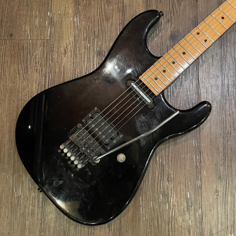 ノーブランド エレキギター ストラトキャスター Fender Player II Stratocaster HSS Coral Red エレキギター