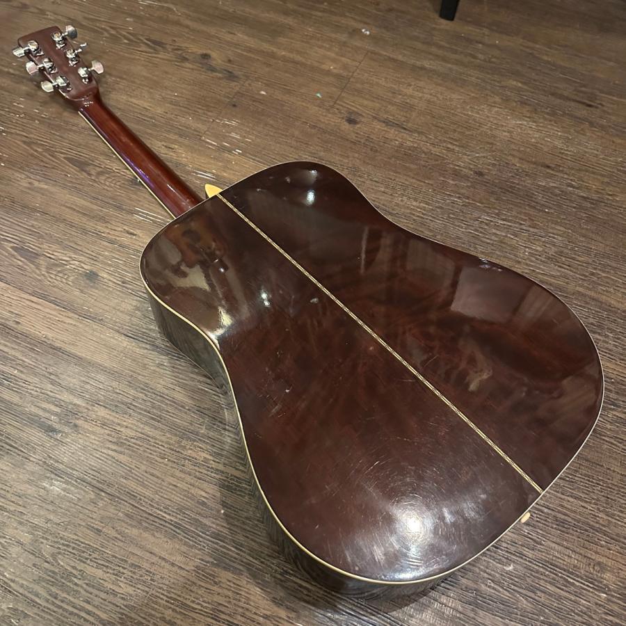 MORRIS アコースティックギター MORRIS (モーリス) アコースティックギター サイド:ハカランダ、バック