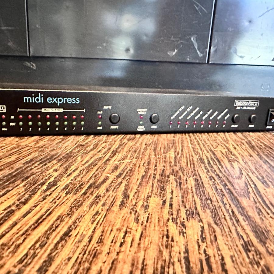 MOTU MIDI Express XT モツ MIDIインターフェース -z751