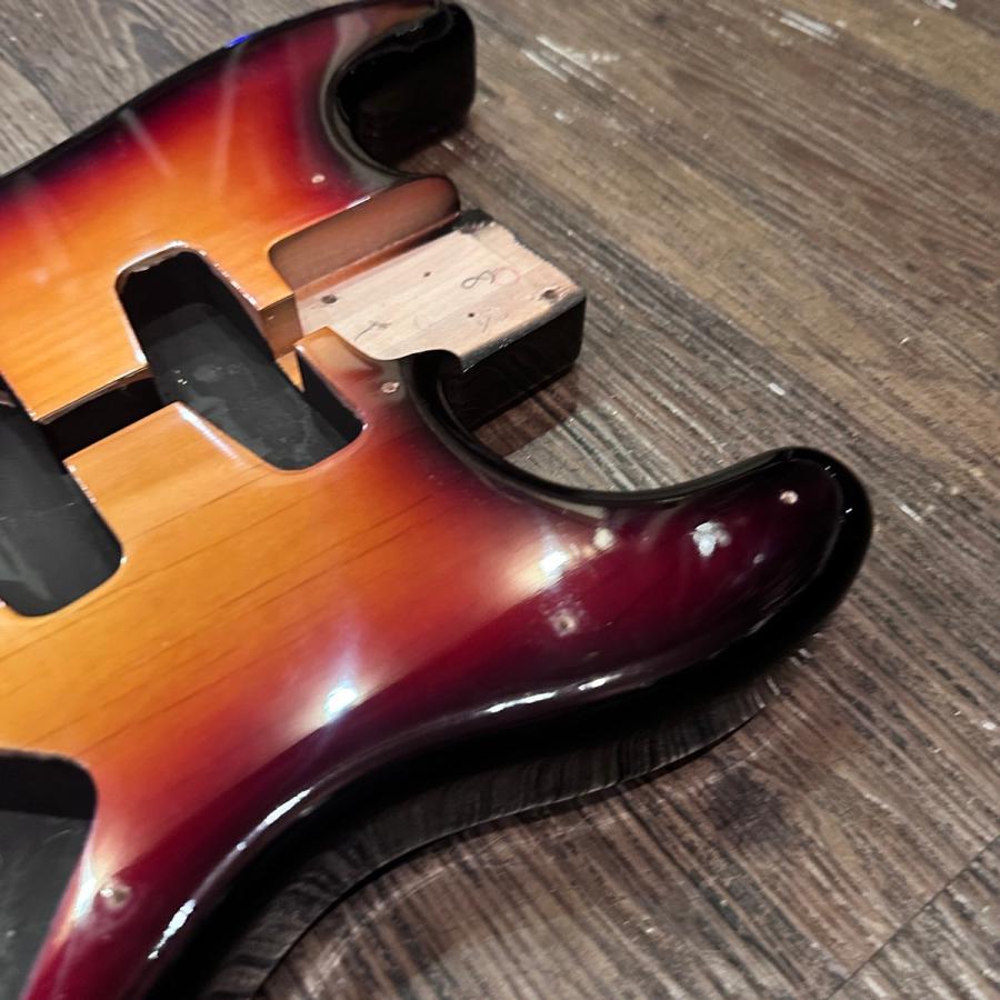 YAMAHA Yamaha ST-800R Guitar Body エレキギター ボディ -z836