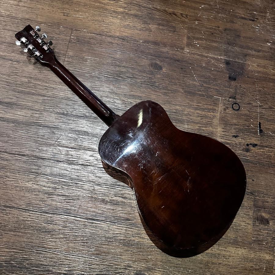 YAMAHA Yamaha FG-110 Red Label Acoustic Guitar YAMAHA Yamaha FG-110 Red Label Acoustic Guitar