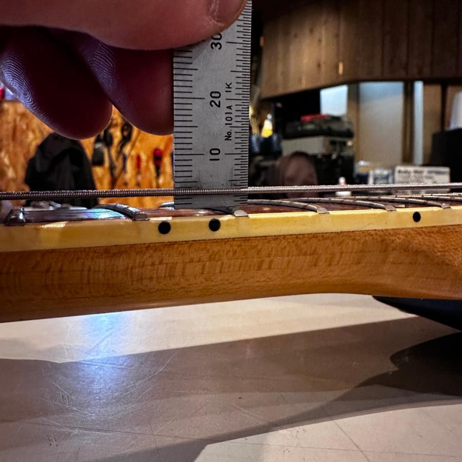 秋セール 見たことがあるようなギターです❗ モッキンバードじゃないけど… 秋セール 見たことがあるようなギターです❗ モッキンバードじゃ