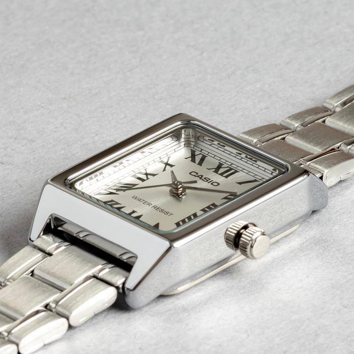 スタンダード（CASIO） 海外正規品 10年保証 日本未発売 CASIO
