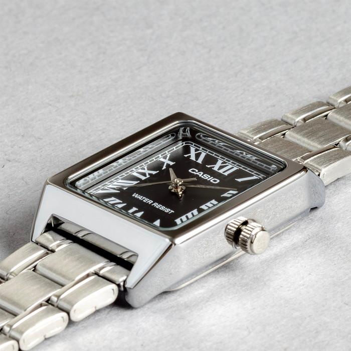 スタンダード（CASIO） 海外正規品 10年保証 日本未発売 CASIO