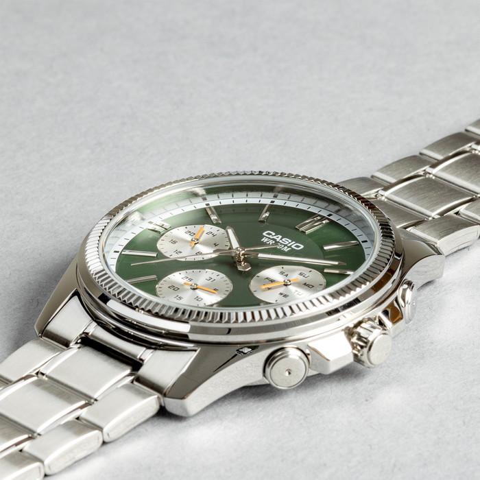 スタンダード（CASIO） 海外正規品 10年保証 日本未発売 CASIO
