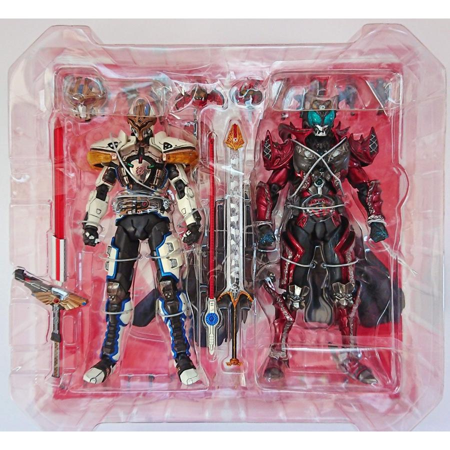 TAMASHII NATIONS S.I.C. VOL.54 仮面ライダーイクサ&仮面ライダー 