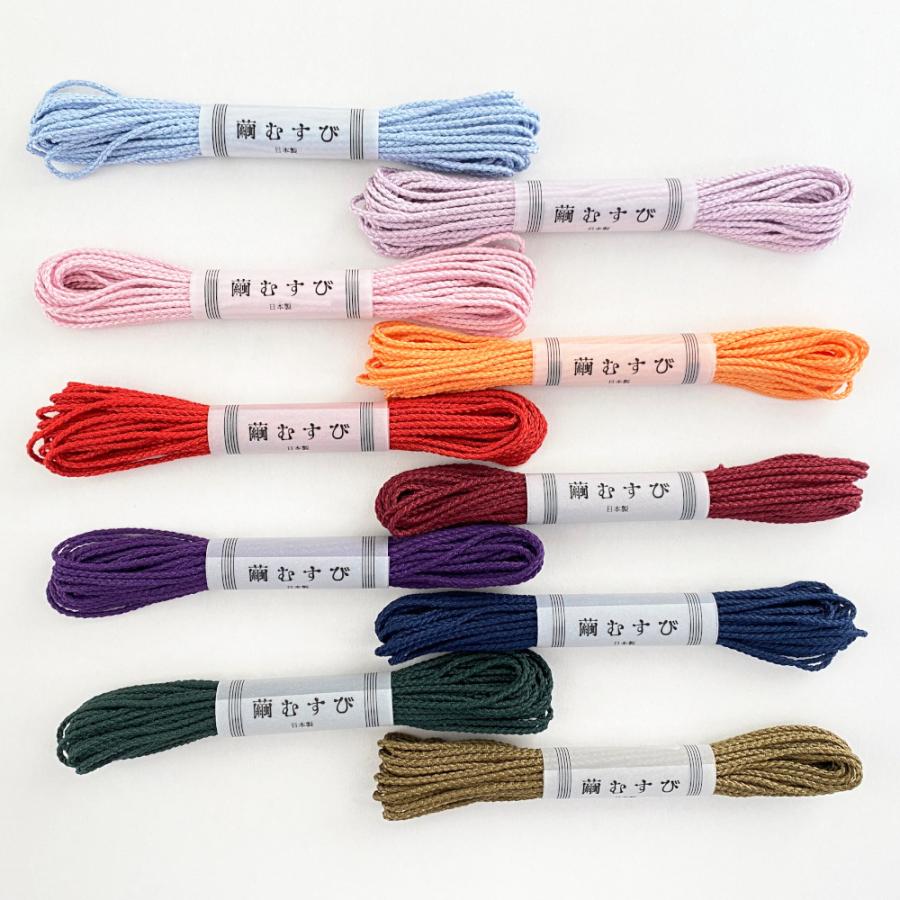 繭むすび】絹紐 細(丸) 約1.5mm×5m シルク100％ 日本製 組紐 掛け紐