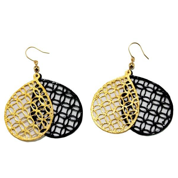 和風ピアス KIRIE BIJOU 梓 （あずさ） 金箔 黒漆塗 超軽量 フック ドロップ 揺れる 着物 浴衣 和装 上品 おしゃれ レディース 誕生日プレゼント 母の日の画像