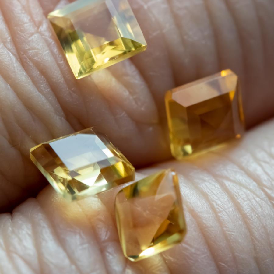シトリン 天然石 ルース 宝石ルースストーン 黄水晶 4個セット