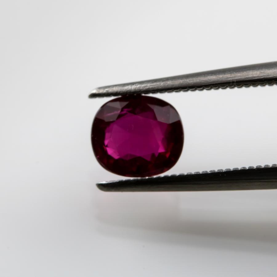 ルビー 宝石ルース 裸石 天然石 ルースストーン 紅玉 パワーストーン ７月誕生石 0.445ct (2-44) |  | 03