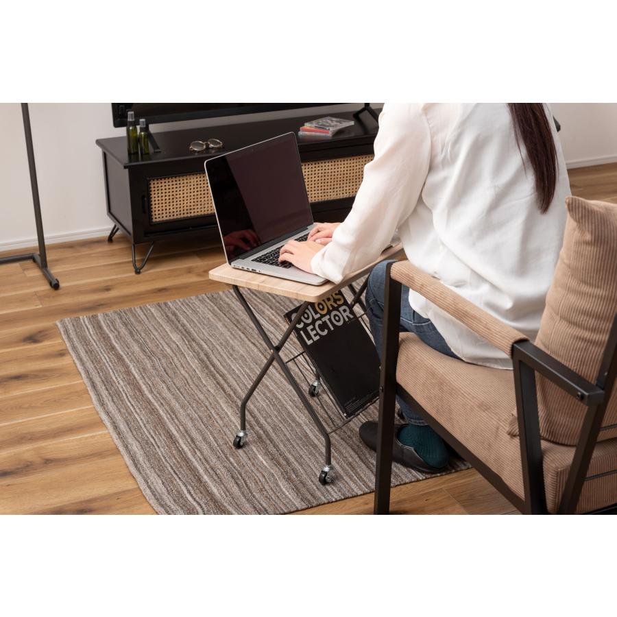 フォールディングサイドテーブ 折りたたみ マガジンラック 雑誌棚 キャスター付き 省スペース 作業台 木目調 スチール 高さ47cm 仕事机 おしゃれ |  | 08