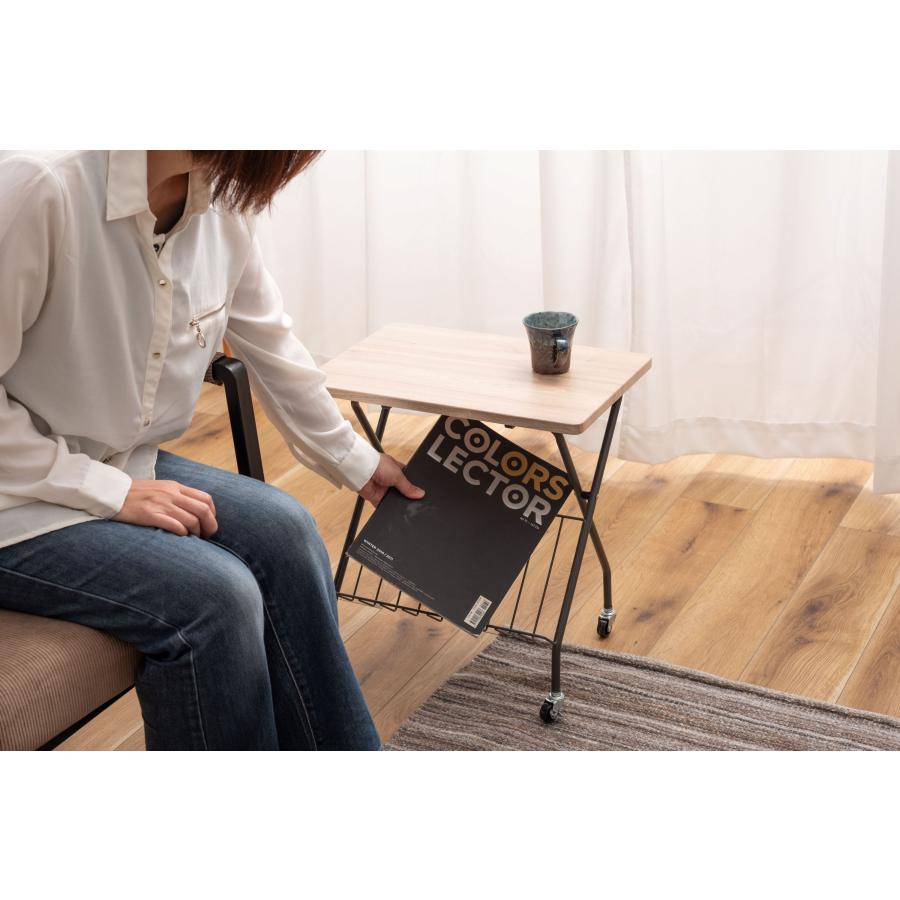 フォールディングサイドテーブ 折りたたみ マガジンラック 雑誌棚 キャスター付き 省スペース 作業台 木目調 スチール 高さ47cm 仕事机 おしゃれ |  | 10