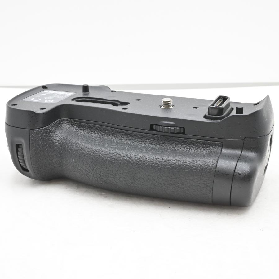 35日のみ使用で綺麗  バッテリーグリップ mbーd18 Amazon | MB-D18 垂直シューティングハンドグリップ Nikon D850 DSLR用