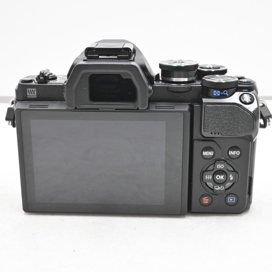 OLYMPUS ミラーレス一眼 OM-D E-M10 MarkIII EZダブルズームキット ブラックの画像