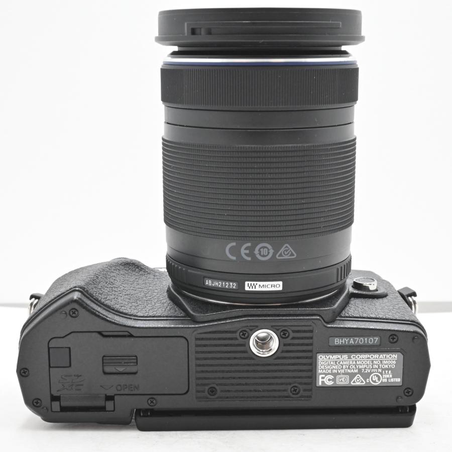 OLYMPUS ミラーレス一眼 OM-D E-M10 MarkIII EZダブルズームキット ブラックの画像