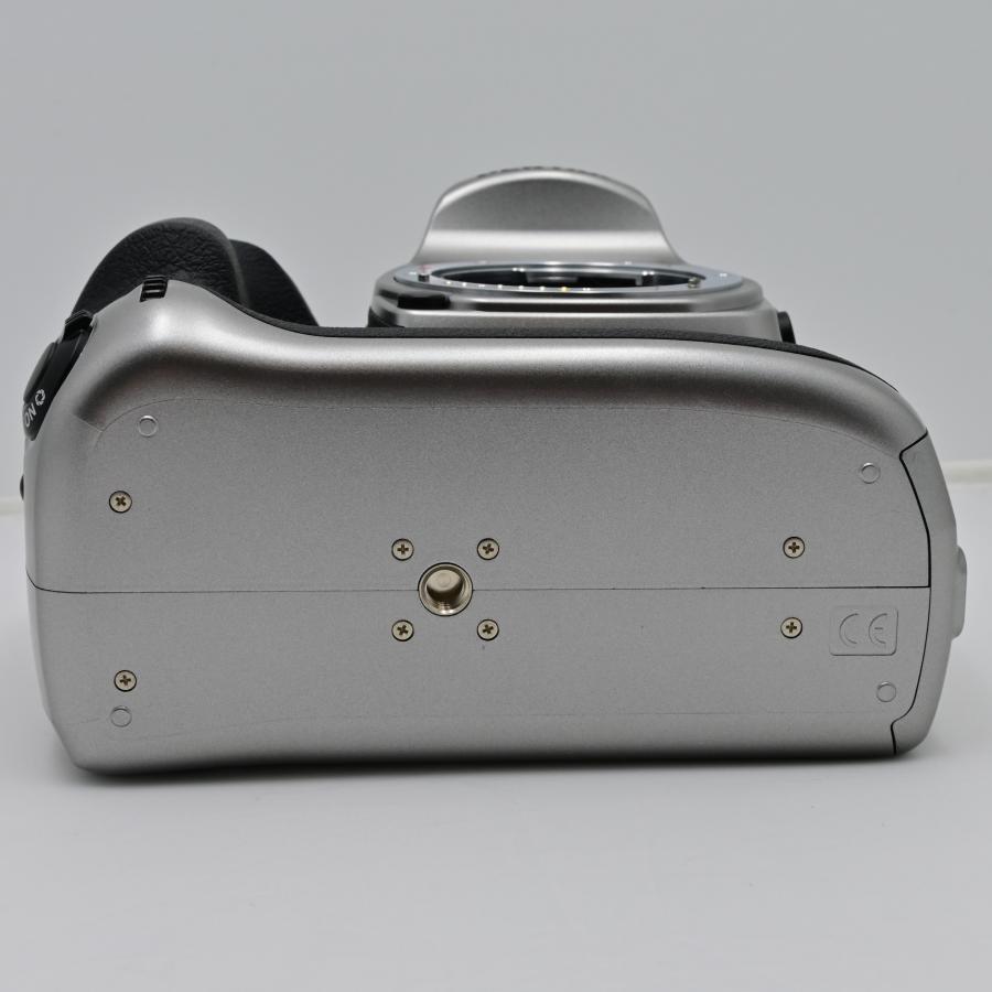 シャッター回数『810』ペンタックス PENTAX K20D チタンカラー シャッター回数『810』ペンタックス PENTAX K20D チタンカラー