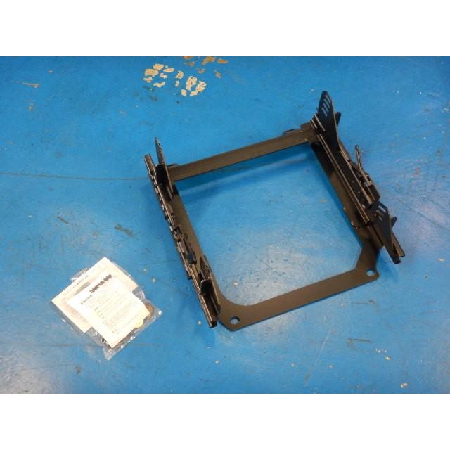 RX−7 FD3S用 スーパーローポジ シートレール【新品】 : ググ