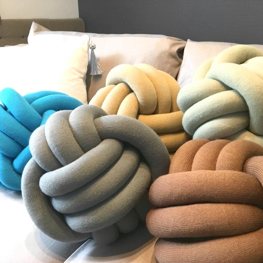 結び目クッション/ノットピロー 30cm ベージュ : Guild by POD 毛糸