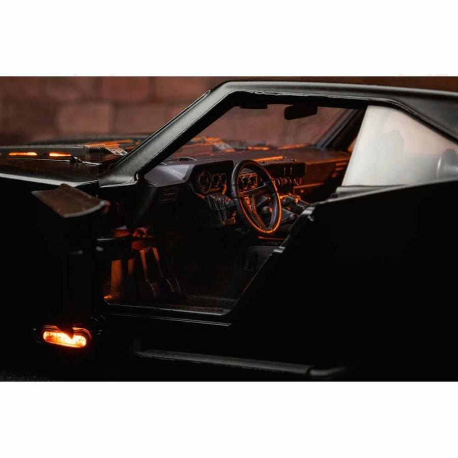 『DCコミックス』1/18スケール・ダイキャストビークル バットモービル&バットマン[映画『THE BATMAN-ザ・バットマン-』] | ブランド登録なし | 05