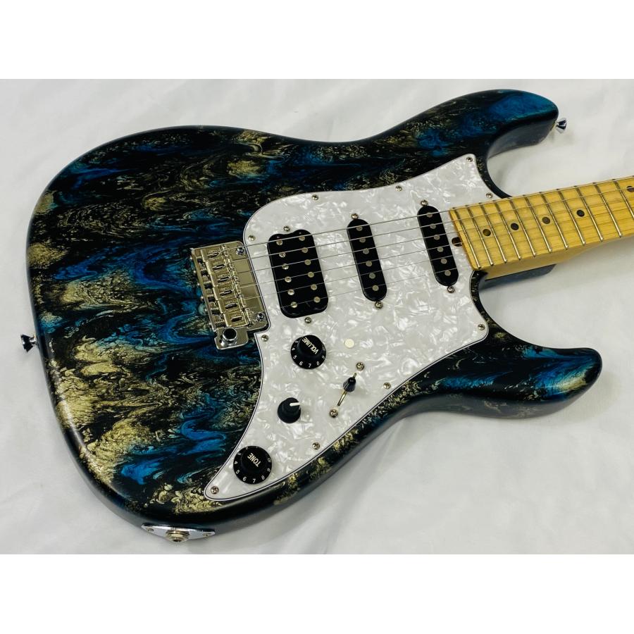 JAMES TYLER GUITARS STUDIO ELITE HD BLACK AND BLUE SHMEAR SWAMP