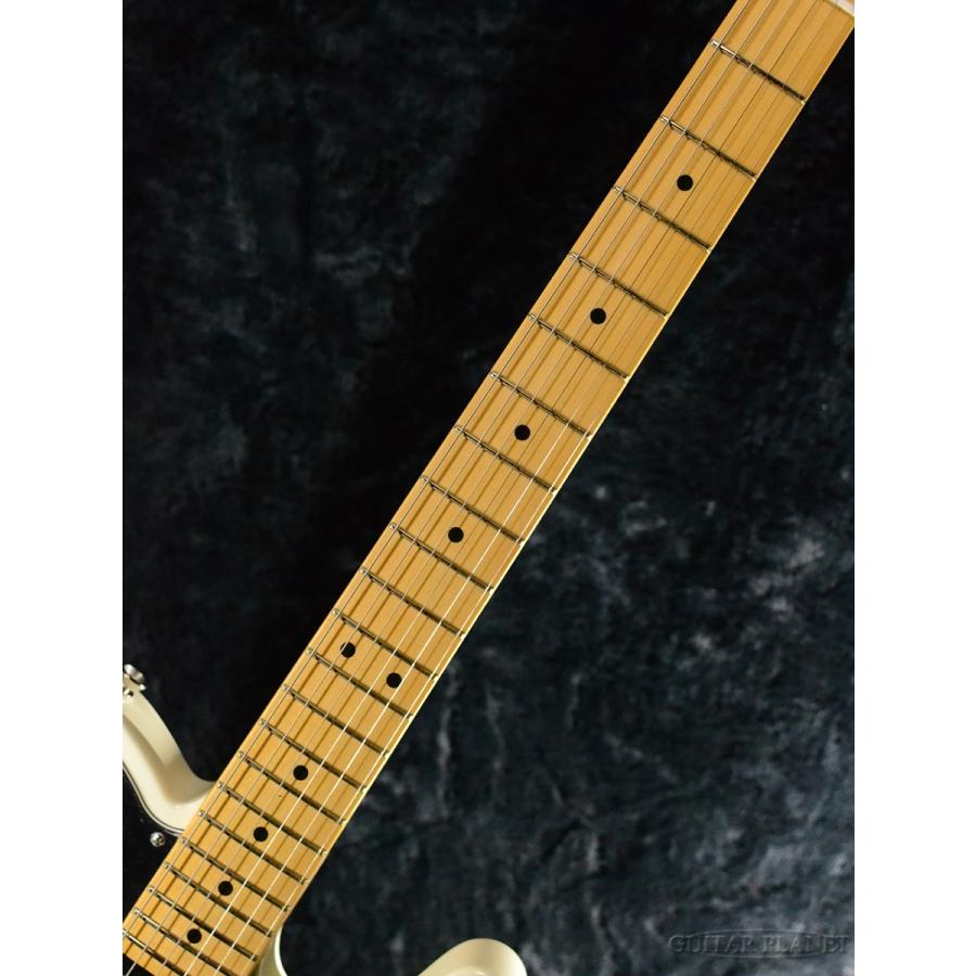 Fender USA American Professional II Telecaster Deluxe -Olympic White / Maple-《エレキギター》の画像