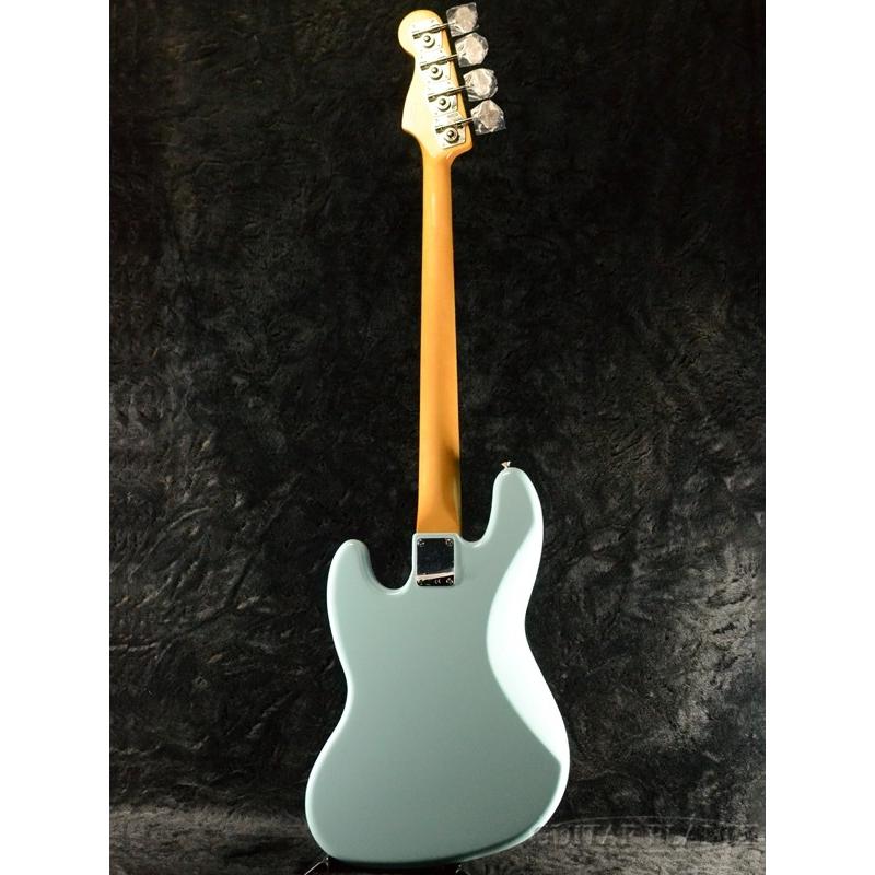 【24時間以内発送】 Fender Vintera 60s Jazz Bass -Daphne Blue-《ベース》 【BCD2694801854】(95110円)