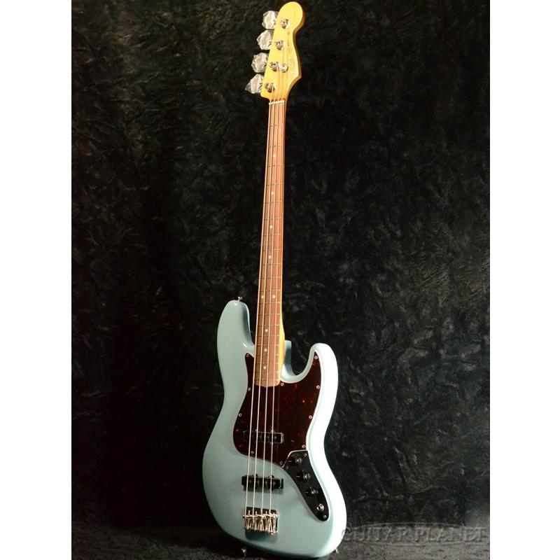 【24時間以内発送】 Fender Vintera 60s Jazz Bass -Daphne Blue-《ベース》 【BCD2694801854】(95110円)