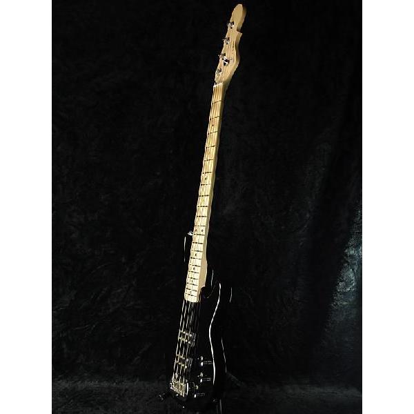 G&L L-2000 premium ブラック エレキベース G&L L-2000 premium ブラック エレキベース 解説】G&L L-2000は3