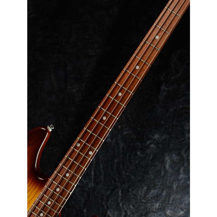 G&L Tribute L-2000 -Tobacco Sunburst- 《ベース》 : ギター