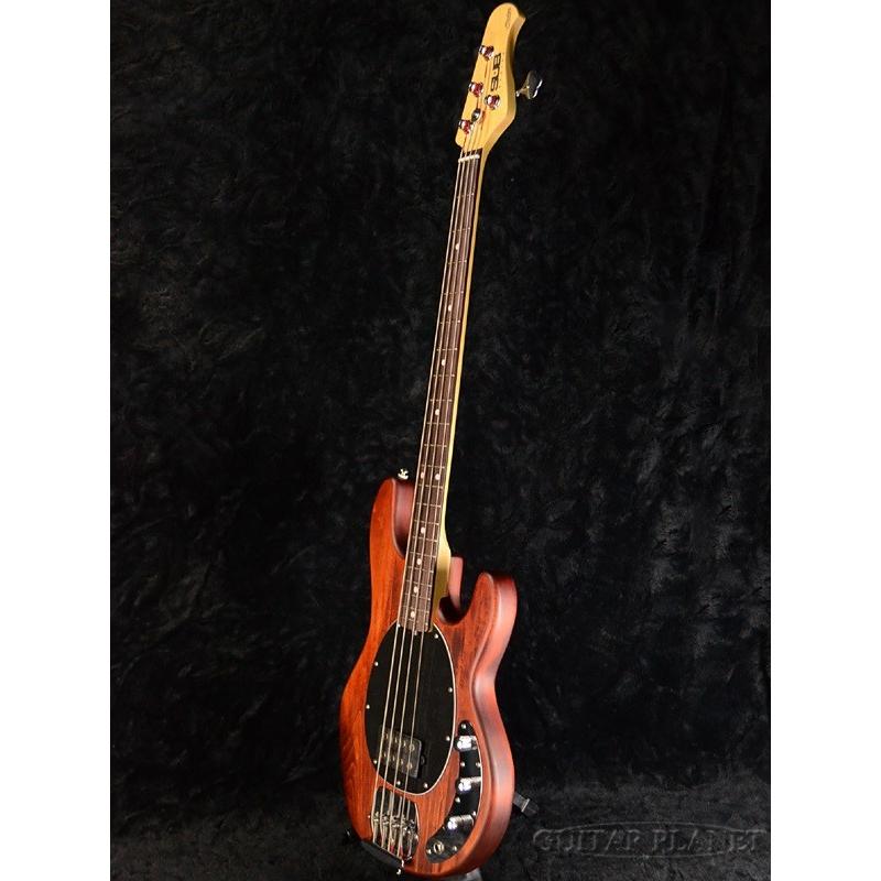 Sterling by MUSIC MAN S.U.B Ray4 -Walnut Satin-《ベース》 : ギター