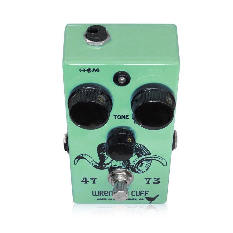 wren and cuff 47/73 classic  本体　特徴的なファズ Wren and Cuff 47/73 Classic - What To Know & Where To Buy | Equipboard