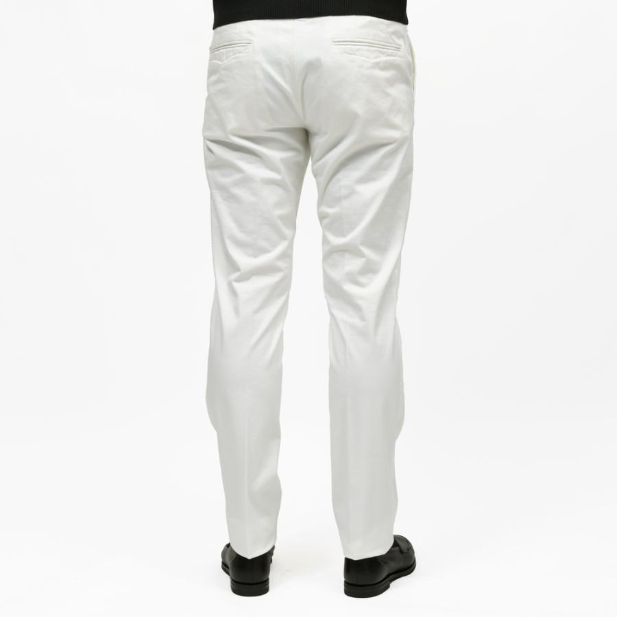 INCOTEX SLACKS（インコテックス スラックス）SLIM FIT ガーメントダイオーガニックコットンストレッチチノテーパードパンツ 18S100/9664C/51601 13061001052の画像