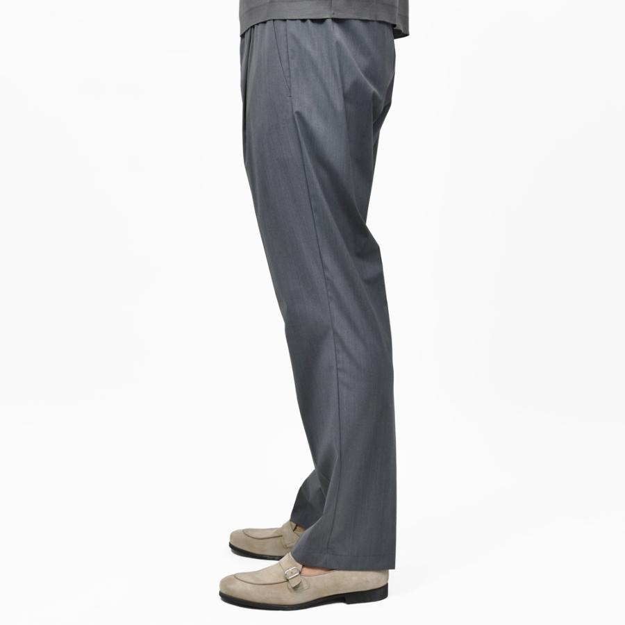 HERNO（ヘルノ）ウォーターレペレントテックウール1プリーツシャーリングパンツ PT000183U-33484 13065000132の画像