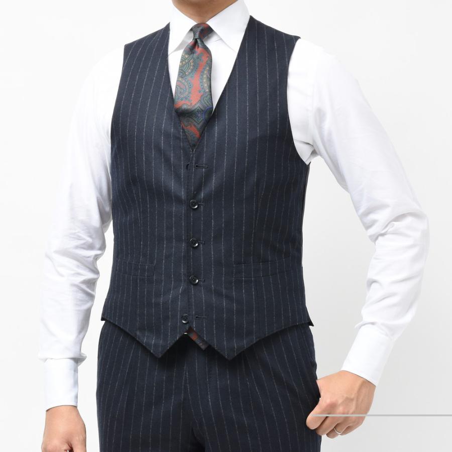 guji（グジ）ウールカシミアフランネルチョークストライプジレ(MADE BY RING JACKET / CARLO BARBERAファブリック使用) 【秋/冬】14002200028 |  | 01