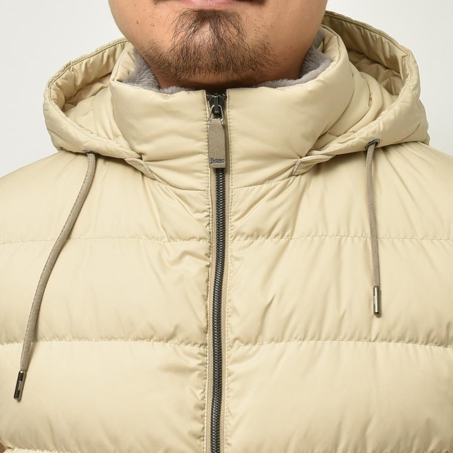 HERNO（ヘルノ）RESORTリゾート ウォーターレペレントポリエステルエコファーカラーフーディーダウンブルゾン PI070UR-M01 ...