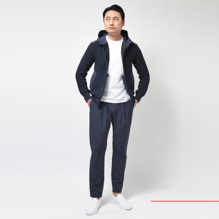 HERNO（ヘルノ）ミドルゲージニット×ポリエステルハイブリッド 