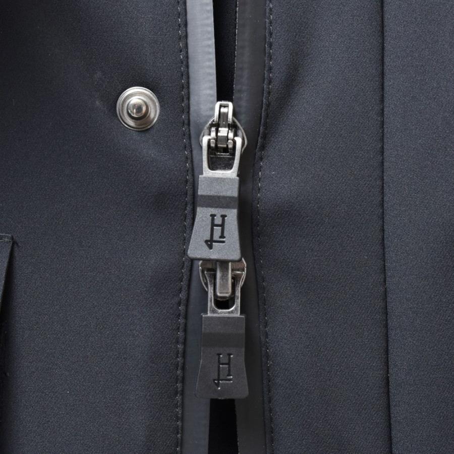 HERNO（ヘルノ）Laminarラミナー ウォーターレペレントストレッチナイロンスタンドカラーダウンブルゾン PI00327UL ...