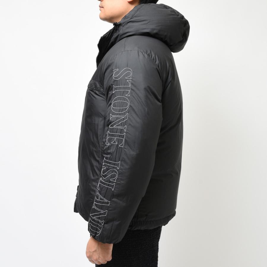 STONE ISLAND(ストーンアイランド)ナイロンメタルリバーシブルフーディ