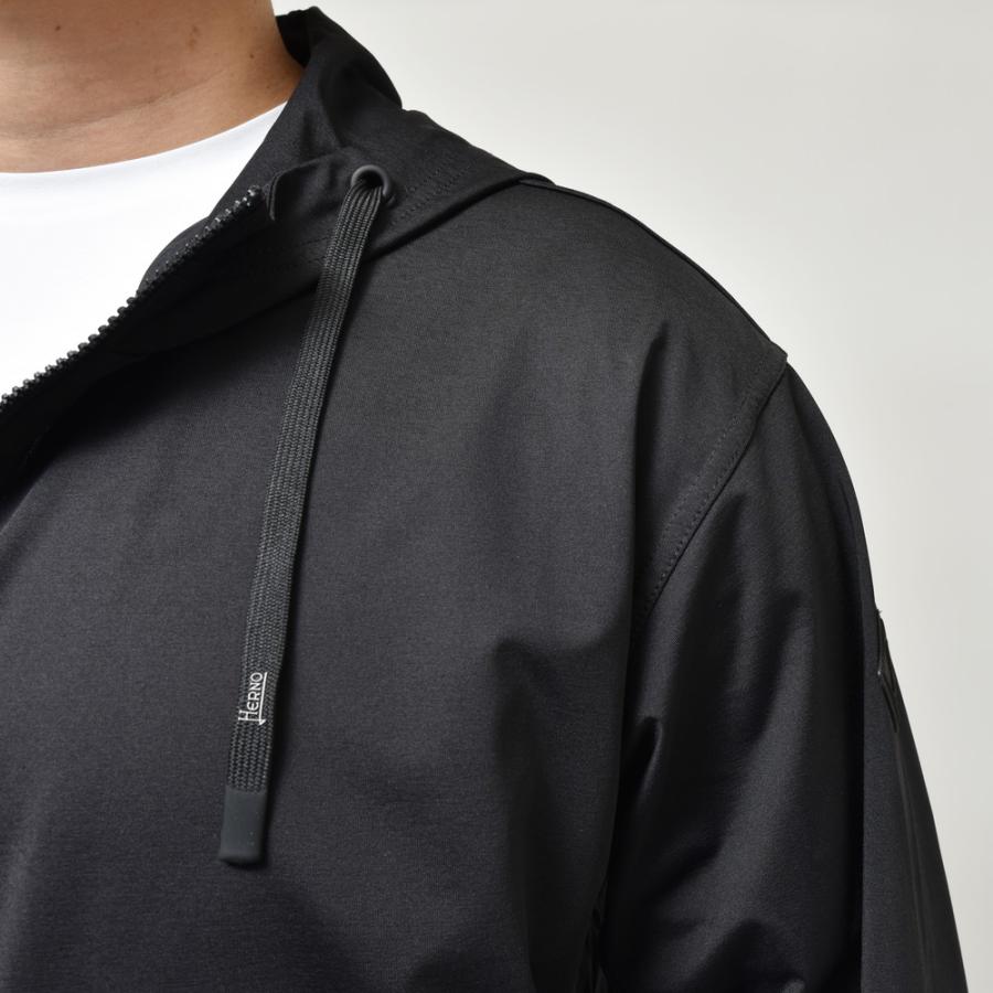 HERNO（ヘルノ）ストレッチナイロンジャージジップフーディー JC000038U-12588S 14041000132 |  | 15