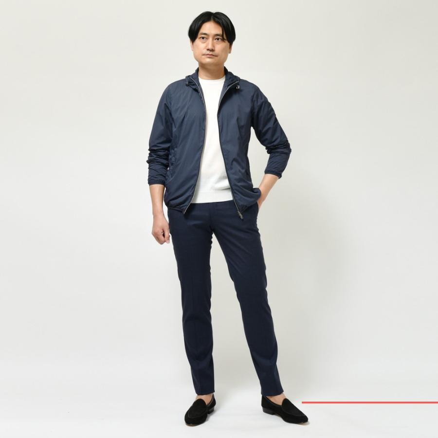 HERNO（ヘルノ）ウォーターレペレントウルトラライトナイロンジップ 