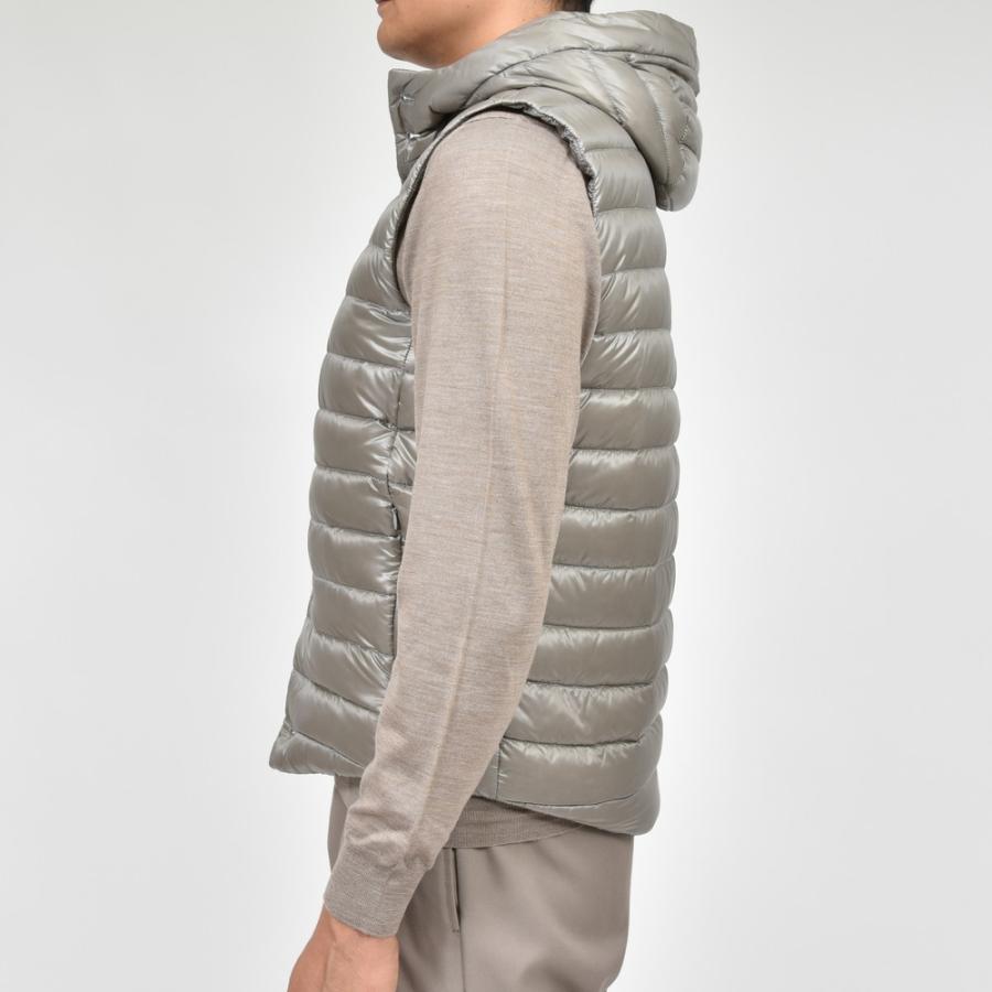 【SALE30】HERNO（ヘルノ）RESORTリゾート ウォーターレペレントウルトラライトナイロンフーディーダウンベスト PI00095UR ...