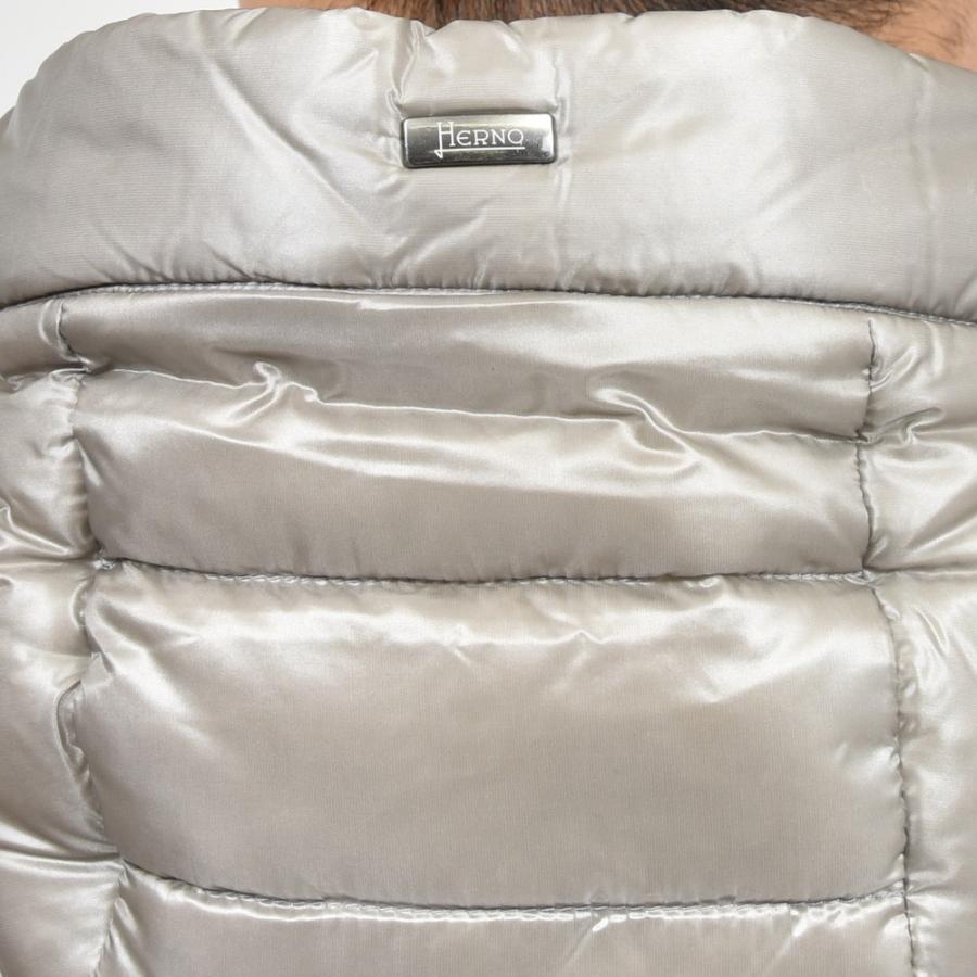 【SALE30】HERNO（ヘルノ）RESORTリゾート ウォーターレペレントウルトラライトナイロンフーディーダウンベスト PI00095UR ...