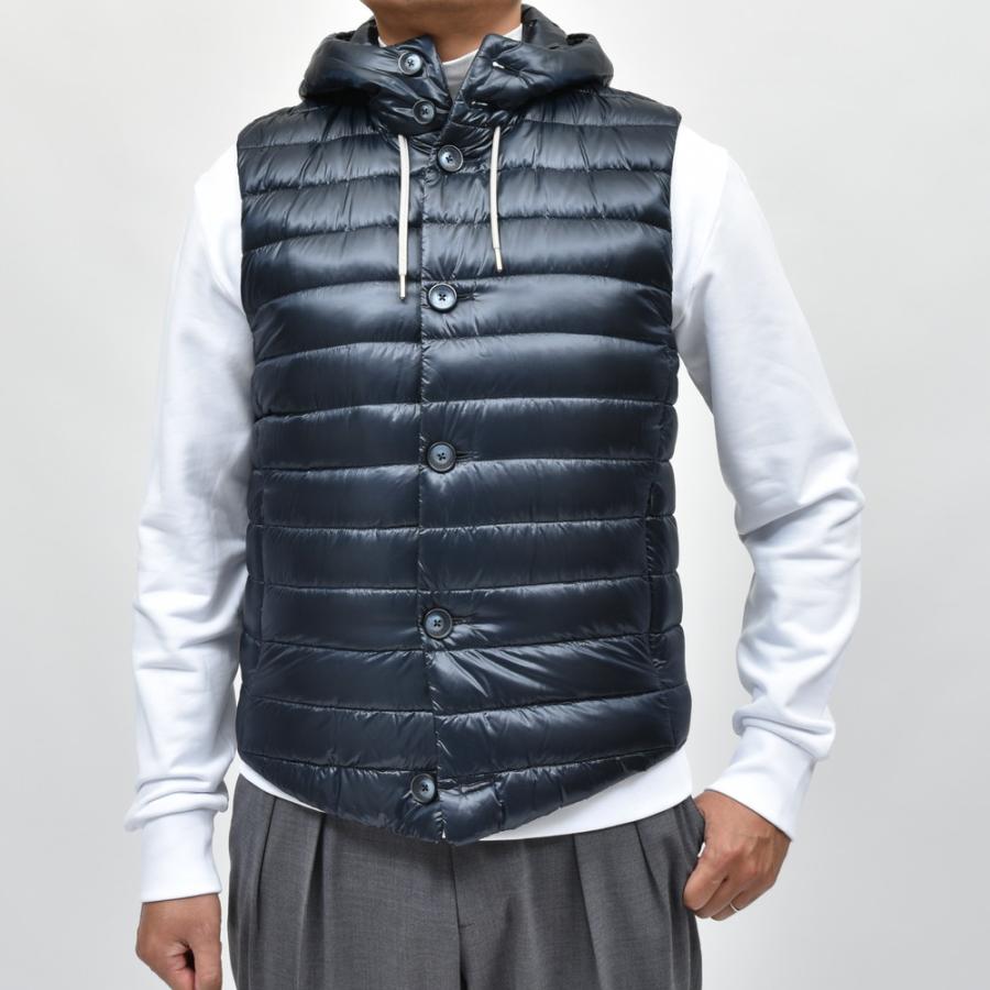 【SALE30】HERNO（ヘルノ）RESORTリゾート ウォーターレペレントウルトラライトナイロンフーディーダウンベスト PI00095UR ...