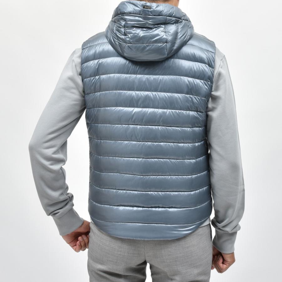 【SALE30】HERNO（ヘルノ）RESORTリゾート ウォーターレペレントウルトラライトナイロンフーディーダウンベスト PI00095UR ...